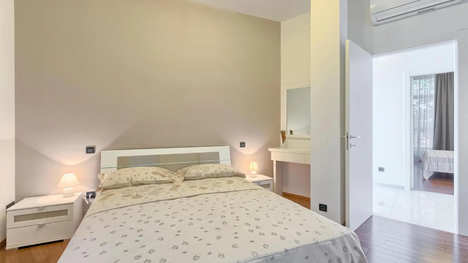 2 Bedroom Amazing Apartment In Pula