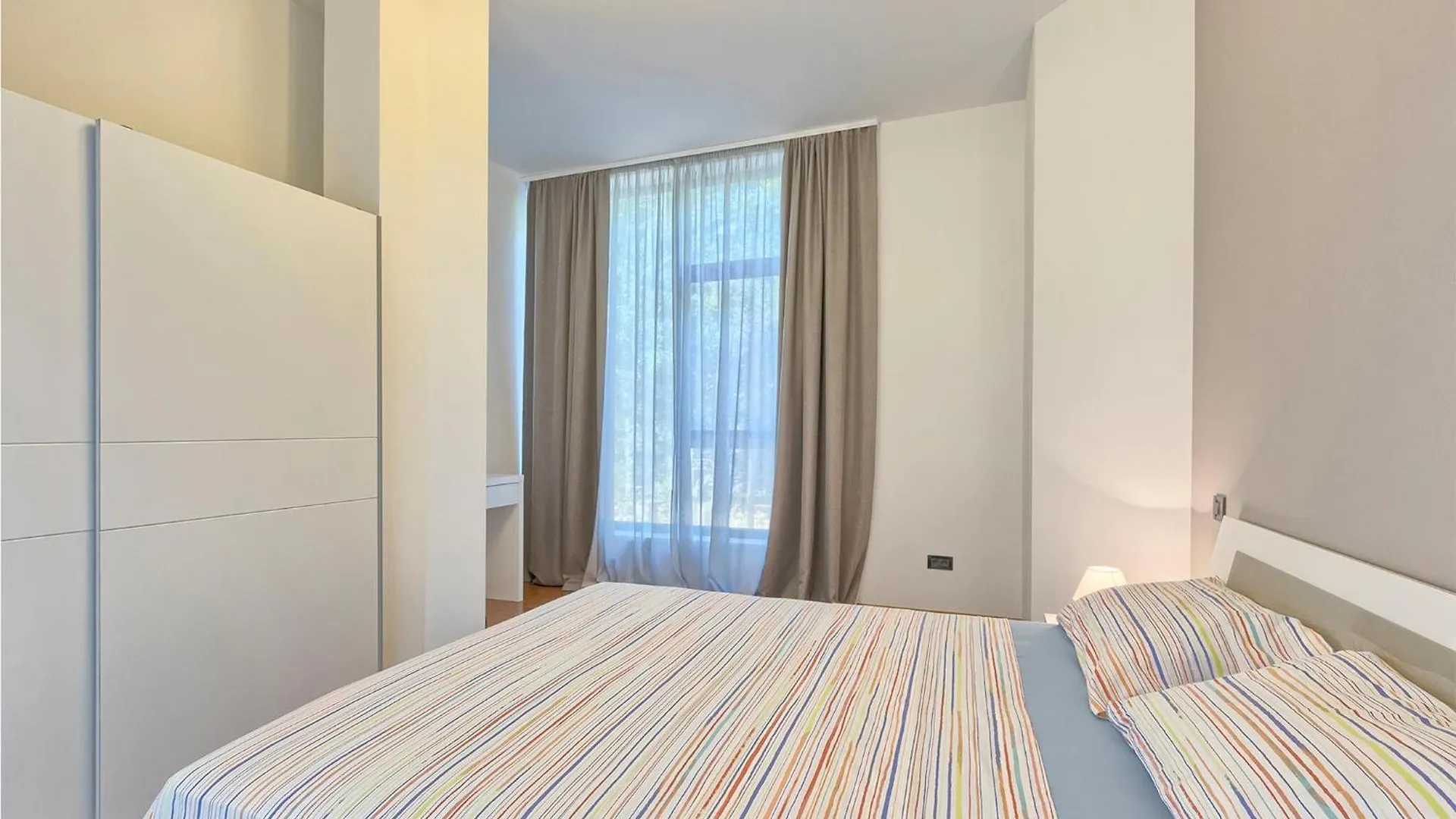 2 Bedroom Amazing Apartment In Pula