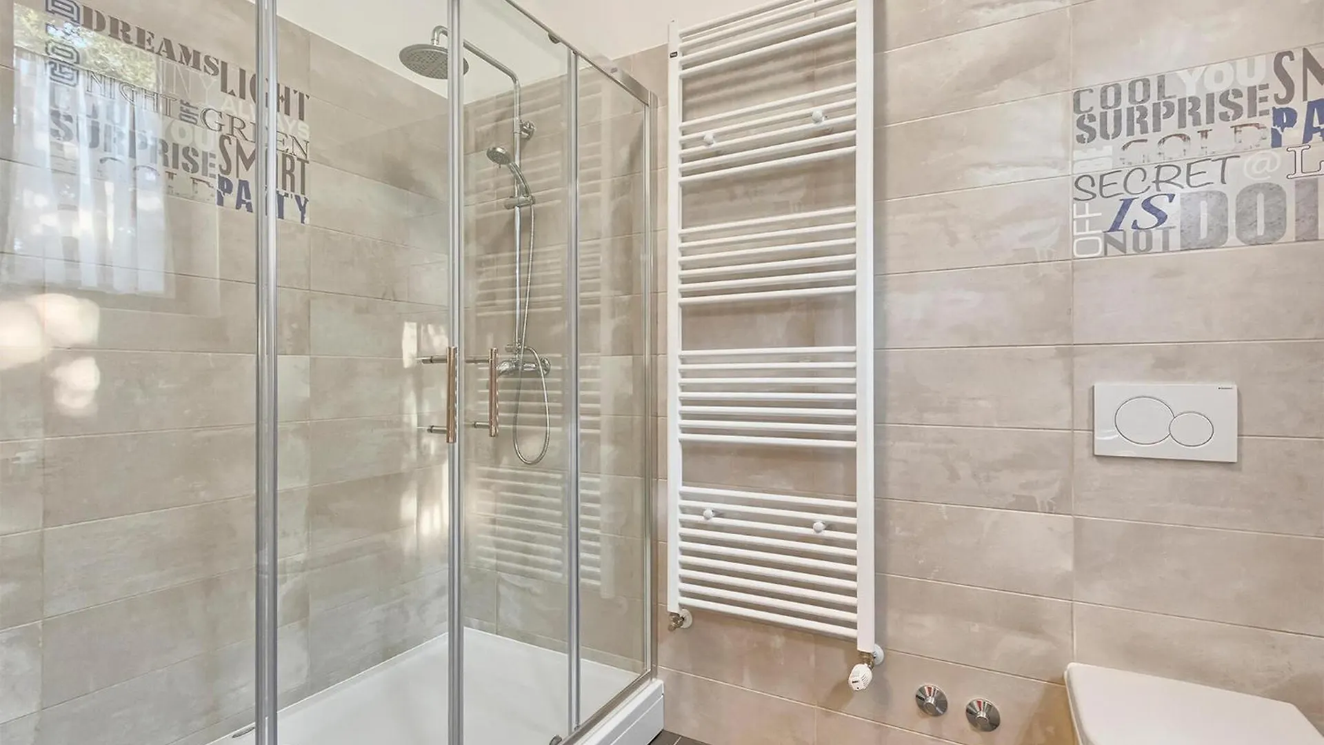 2 Bedroom Amazing Apartment In Pula