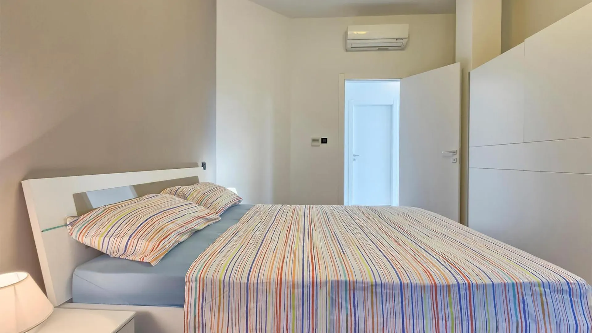 2 Bedroom Amazing Apartment In Pula